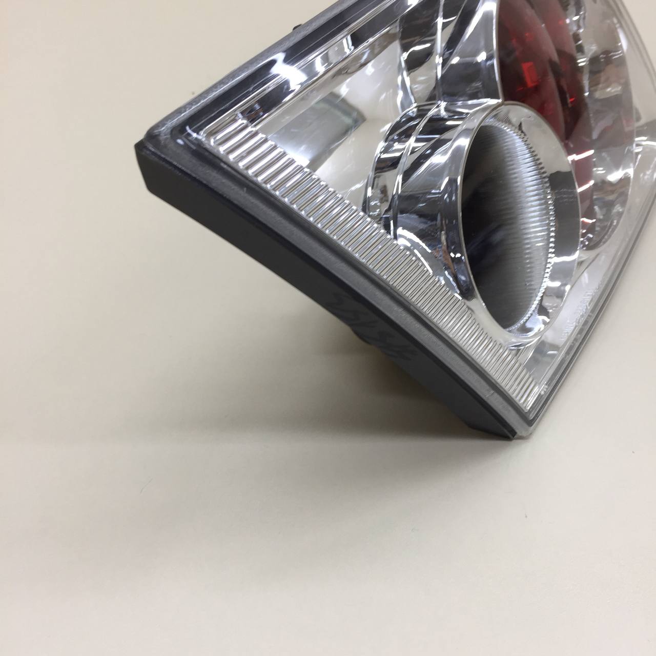 Фонарь задний внутренний левый Mazda Mazda 6 (GG) 2002-2007