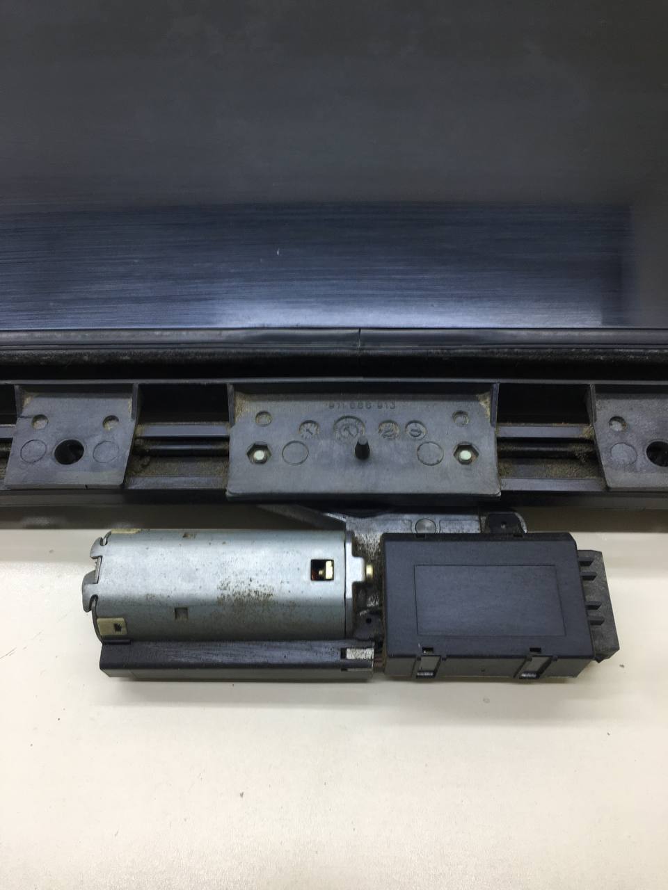 Люк в сборе электрический Nissan Primera (P12) 2002-2007