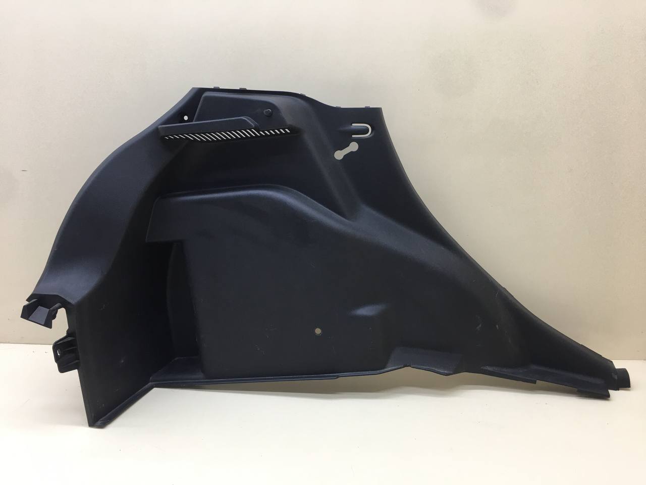 Обшивка багажника Mazda Mazda 2 (DE) 2007-2014