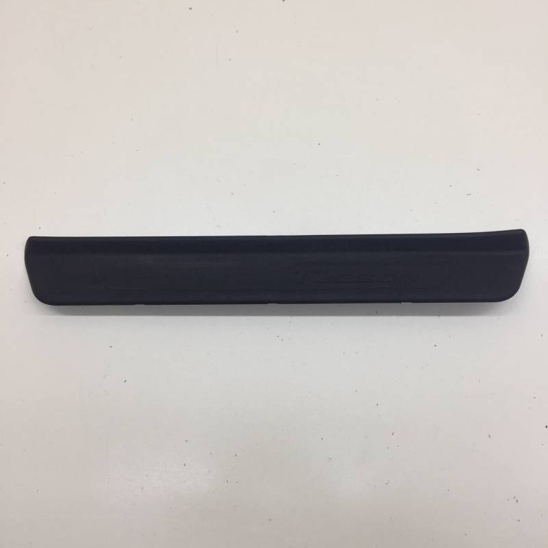 Накладка порога (внутренняя) Hyundai Tucson (TL) 2015-2021 Накладка порога (внутренняя) Hyundai Tucson (TL) 2015-2021