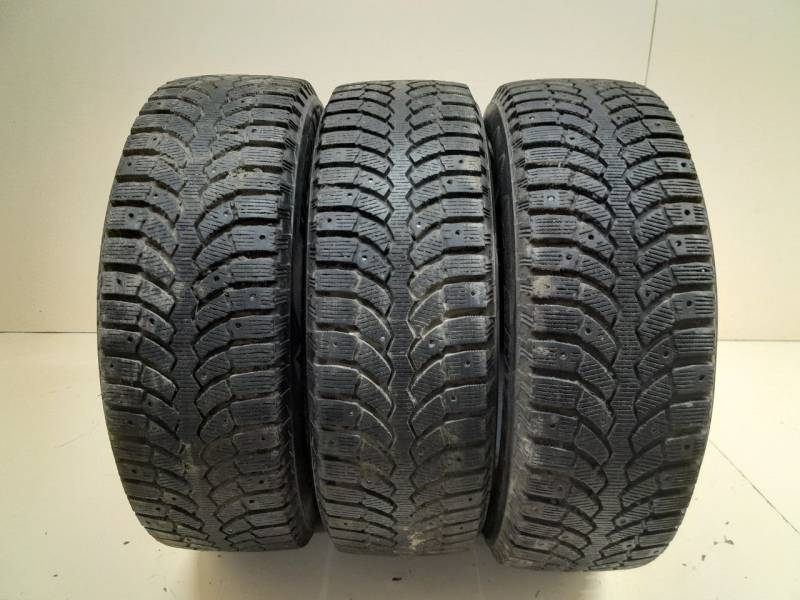 Шины R15 Зимние шипованные Bridgestone Blizzak Spike-01 Шины R15 Зимние шипованные Bridgestone Blizzak Spike-01