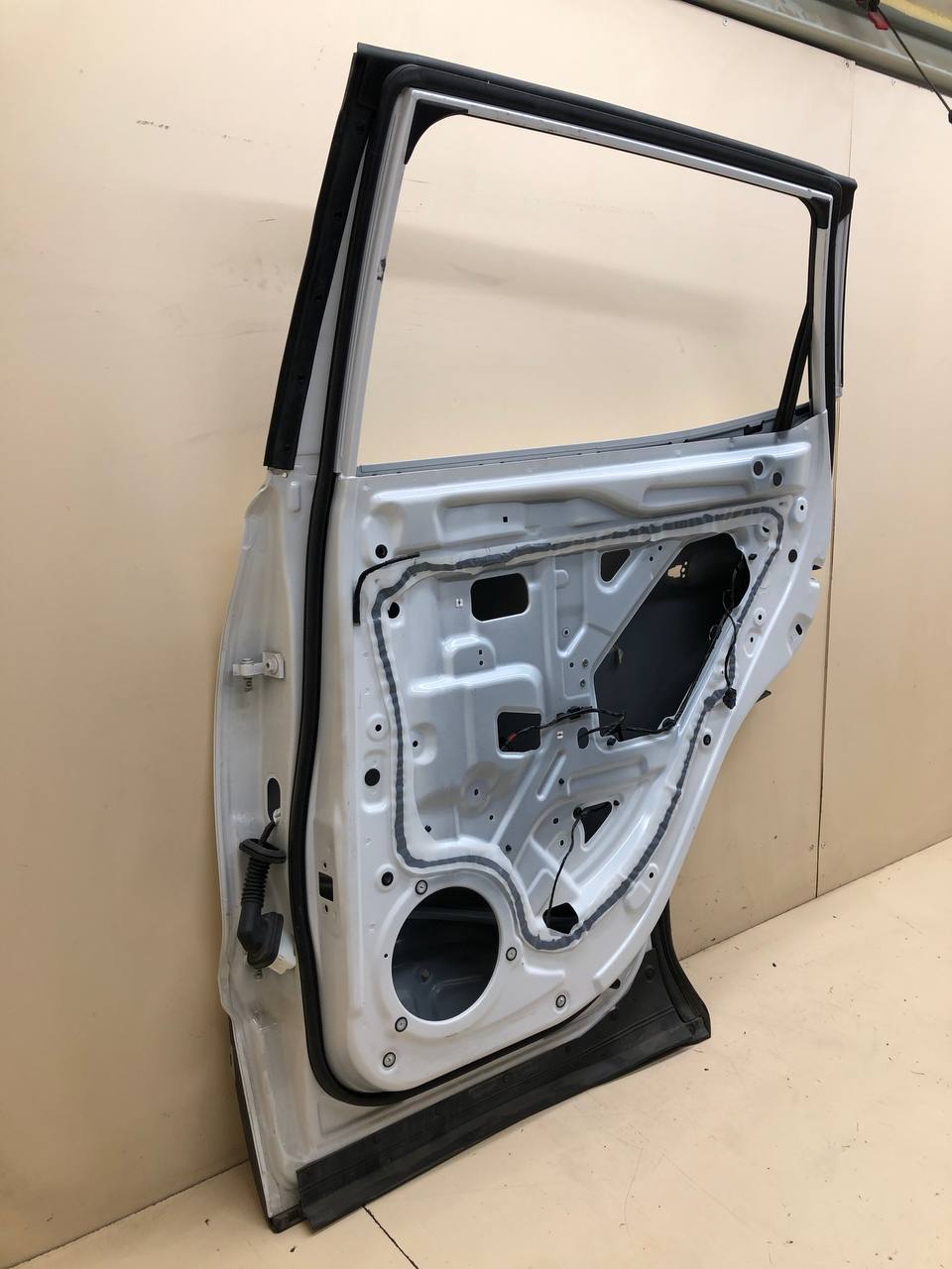 Дверь задняя правая Chery Tiggo 4 2017>