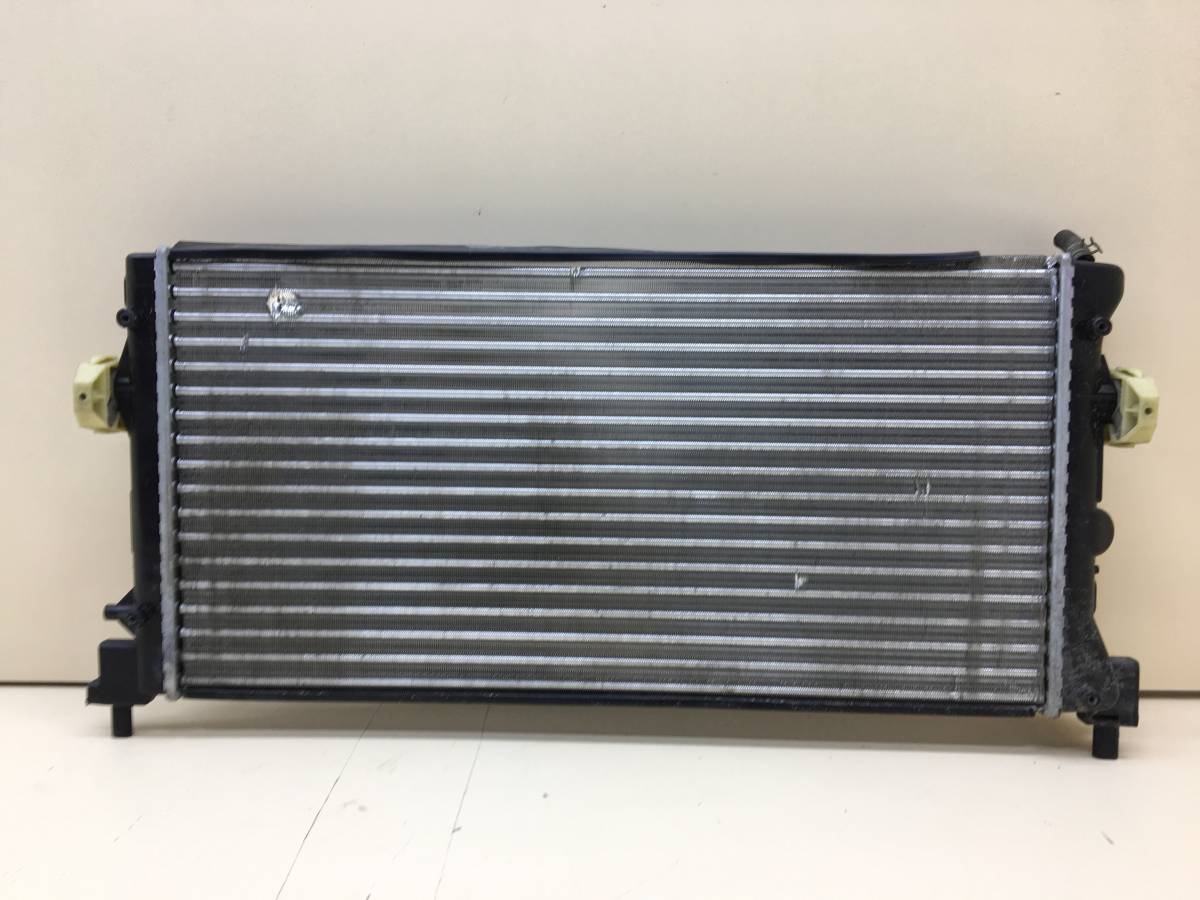 Радиатор охлаждения двигателя Volkswagen Polo (MK5) 2011-2020