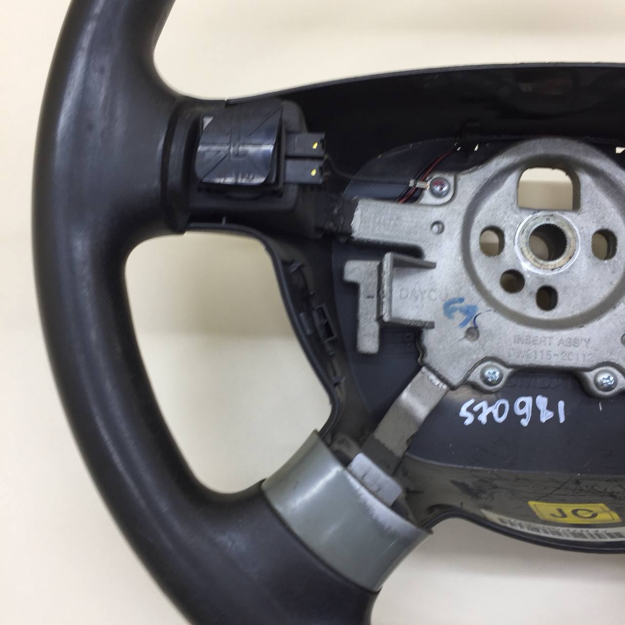 Подушка безопасности в рулевое колесо Chevrolet Aveo T250 2005-2011