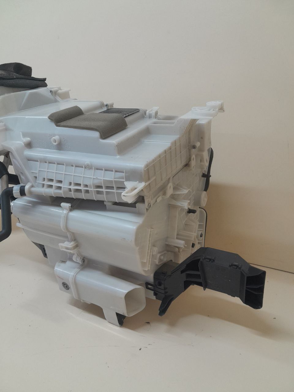 Корпус отопителя Mazda Mazda 3 (BM) 2013-2016 Корпус отопителя Mazda Mazda 3 (BM) 2013-2016