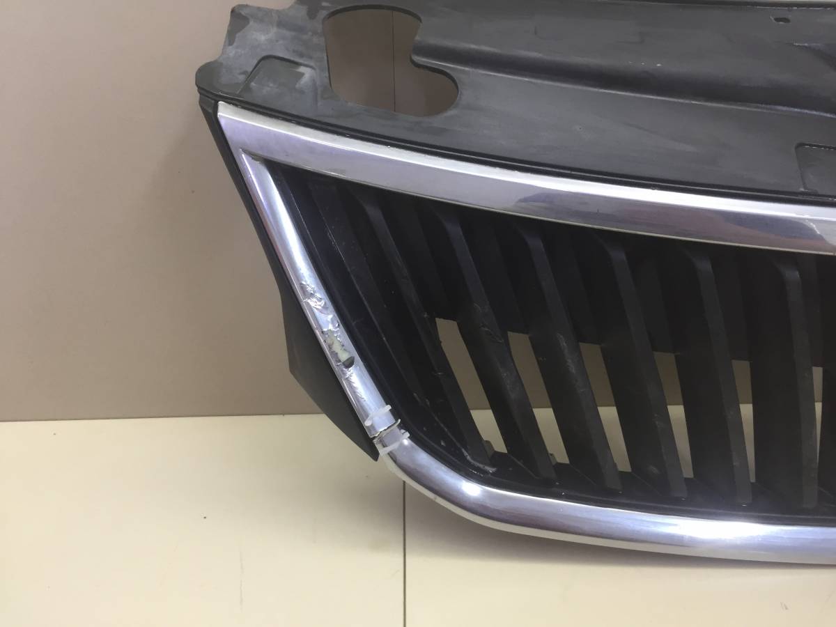 Решетка радиатора Skoda Rapid 2012-2017