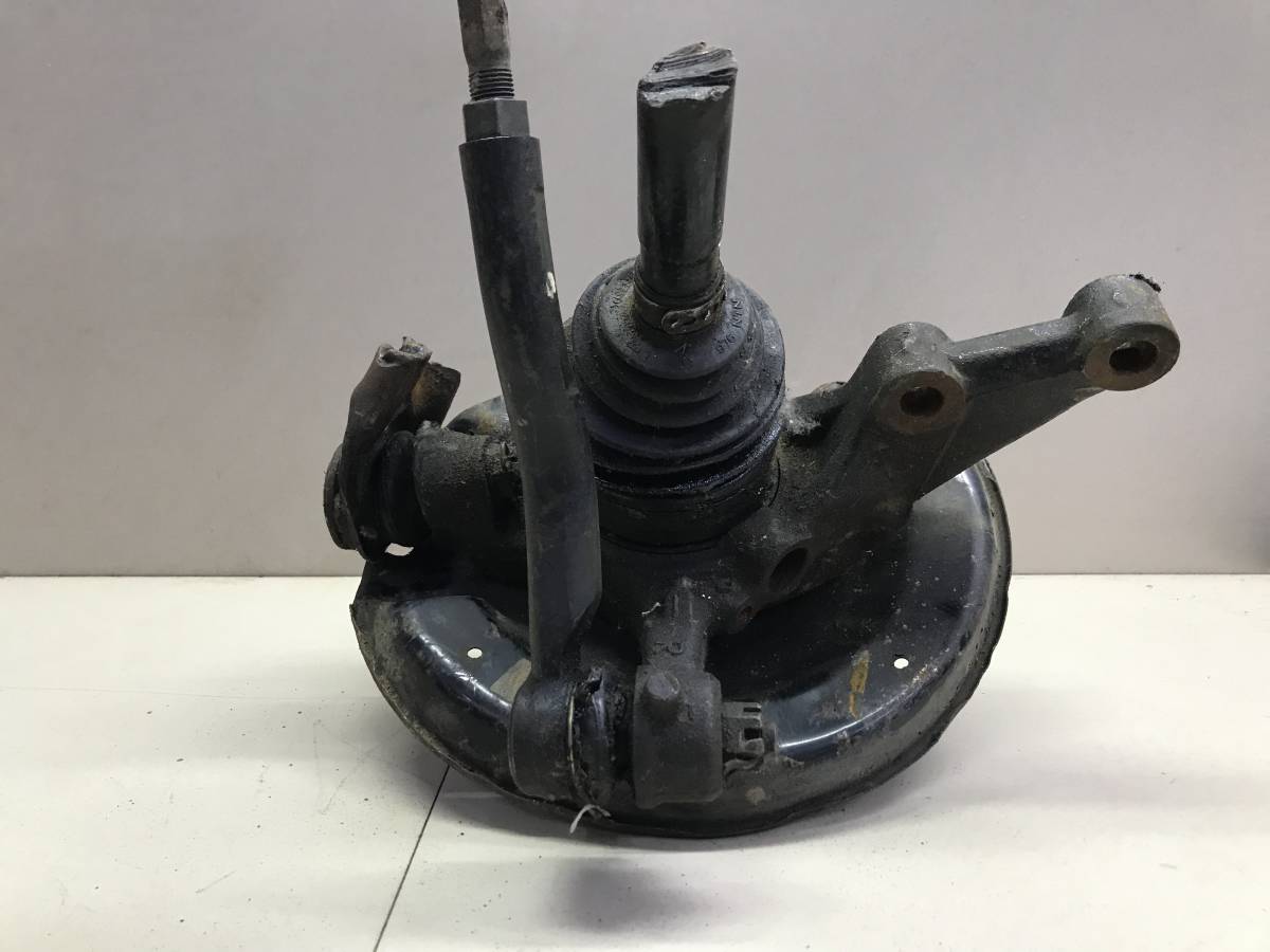 Кулак поворотный передний правый Toyota Vitz (P10) 1999-2005