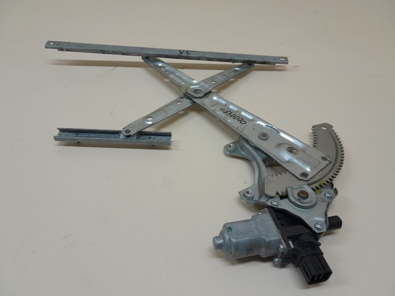 Стеклоподъемник электр. задний левый Mitsubishi Outlander (GF) 2012>