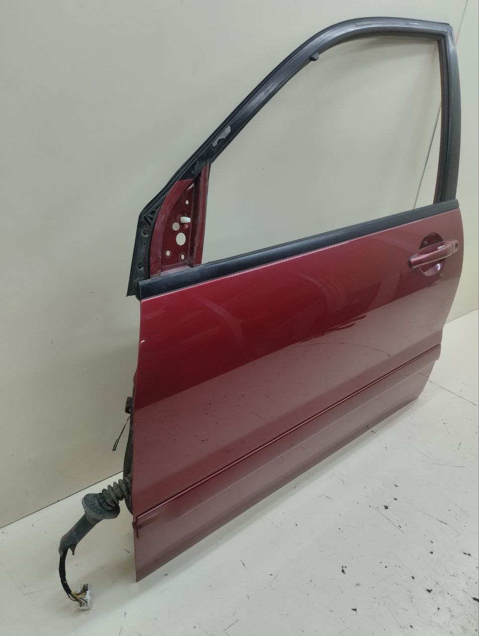 Дверь передняя левая Mitsubishi Lancer 9 (CS/Classic) 2000-2011 Дверь передняя левая Mitsubishi Lancer 9 (CS/Classic) 2000-2011
