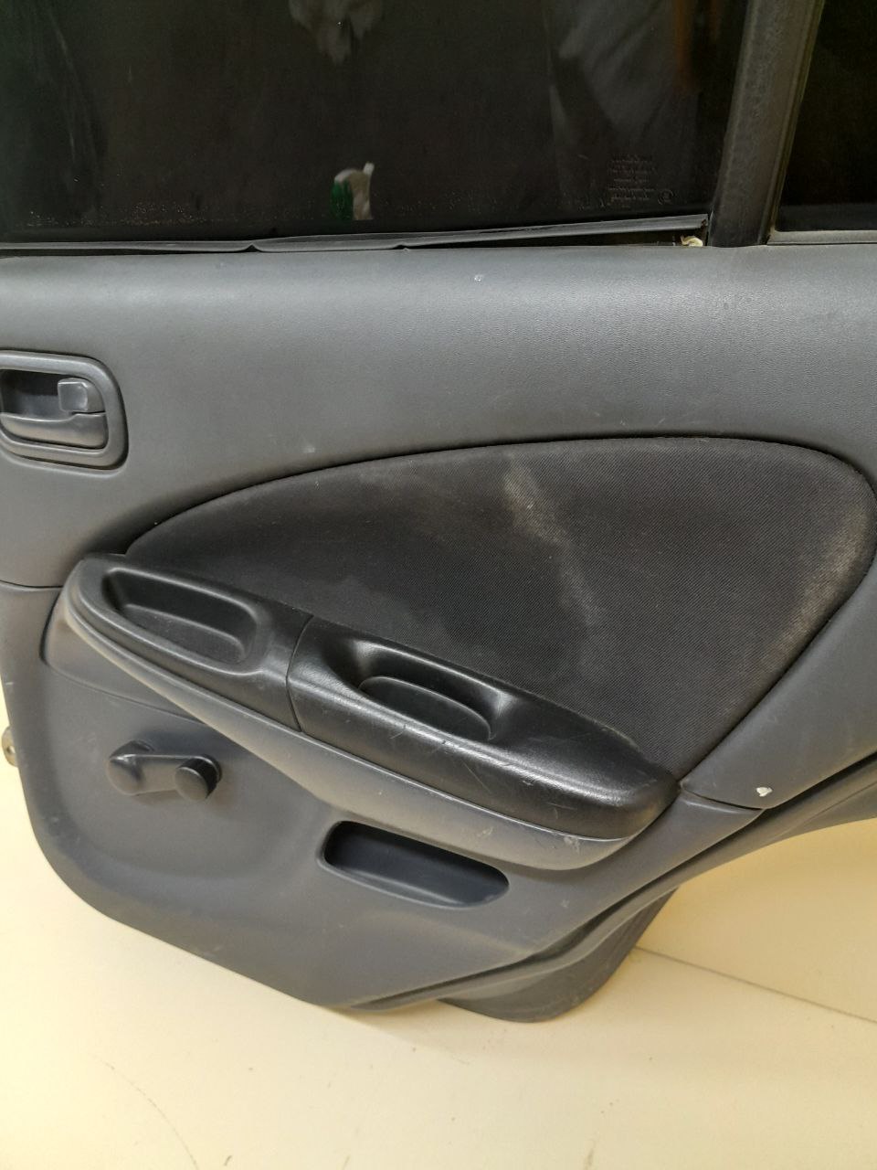 Дверь задняя правая Nissan Almera (N16) 2000-2006 Дверь задняя правая Nissan Almera (N16) 2000-2006