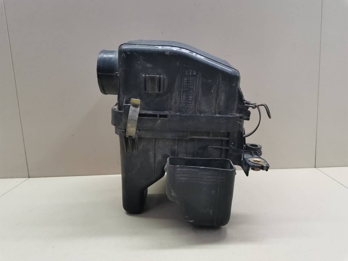 Корпус воздушного фильтра Toyota Corsa (L50) 1994-1999 Корпус воздушного фильтра Toyota Corsa (L50) 1994-1999