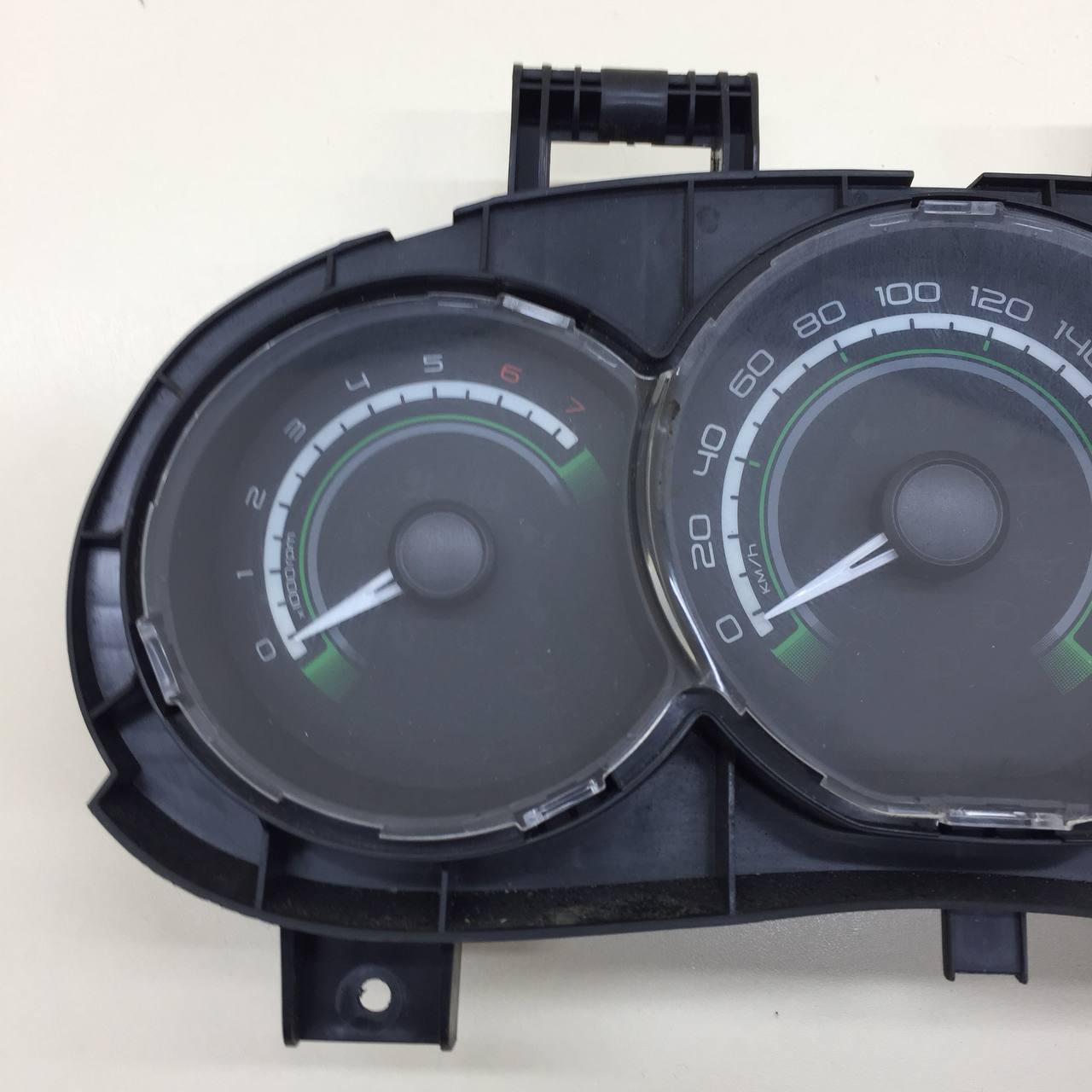 Панель приборов Lada X-RAY 2016>