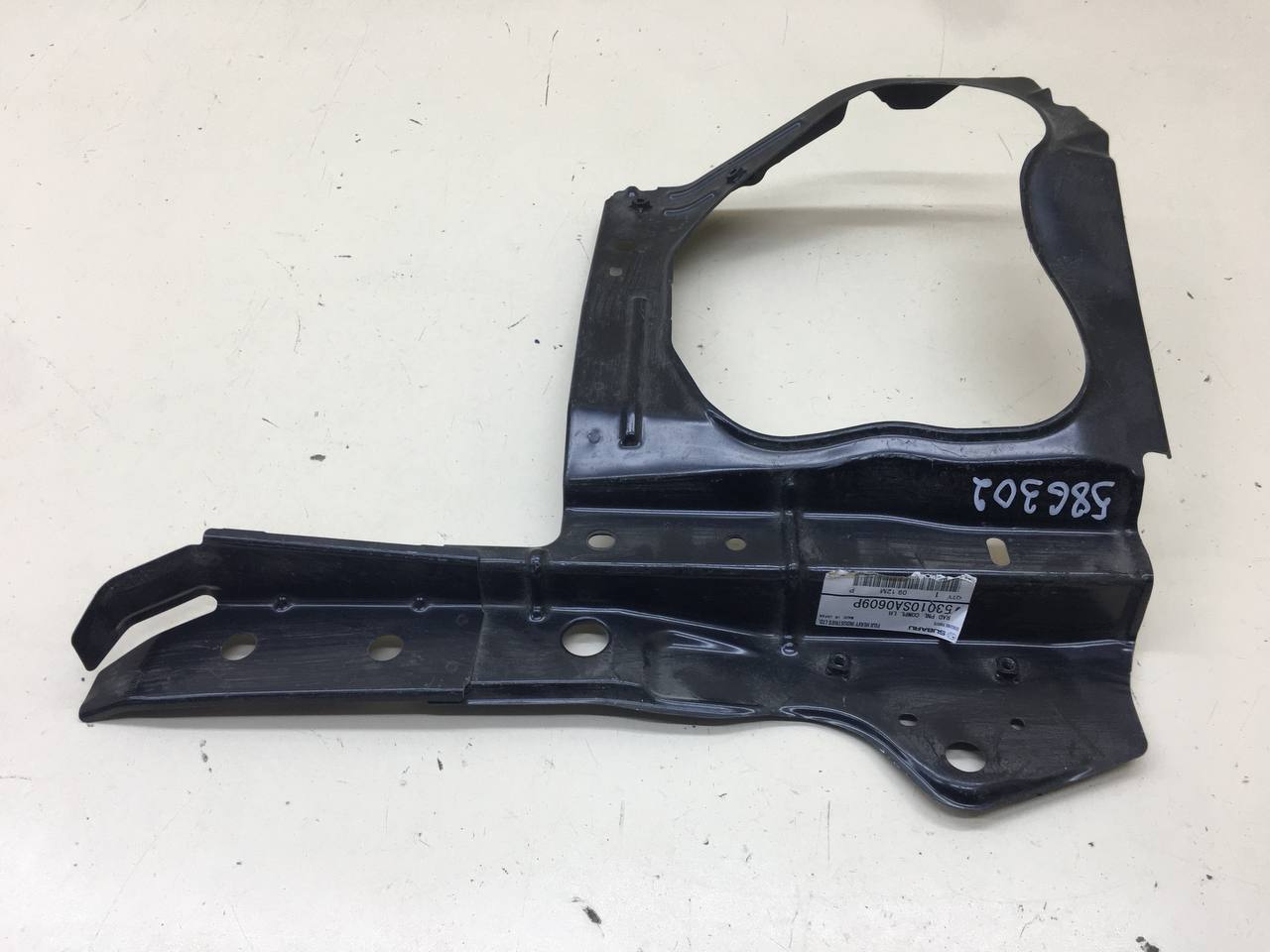 Элемент передней панели Subaru Forester (SG/S11) 2002-2008