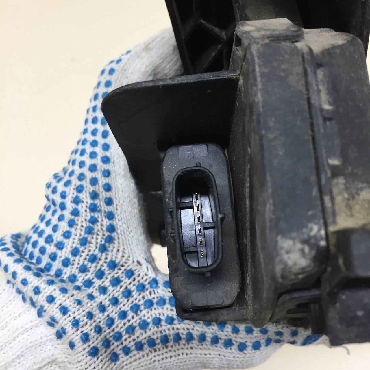 Педаль газа Mazda Mazda 3 (BM) 2013-2016 Педаль газа Mazda Mazda 3 (BM) 2013-2016