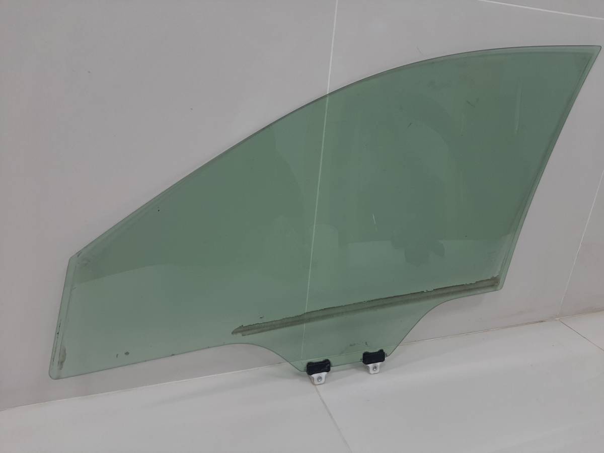 Стекло двери передней правой Subaru Impreza (G12) 2007-2012 Стекло двери передней правой Subaru Impreza (G12) 2007-2012