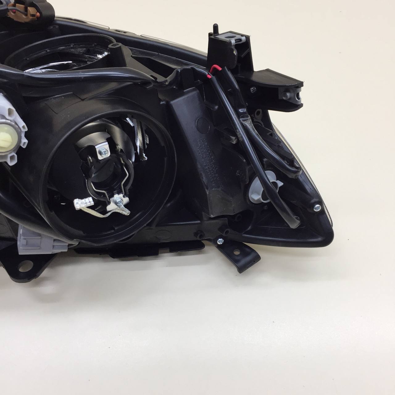 Фара левая Subaru Impreza (G12) 2007-2012
