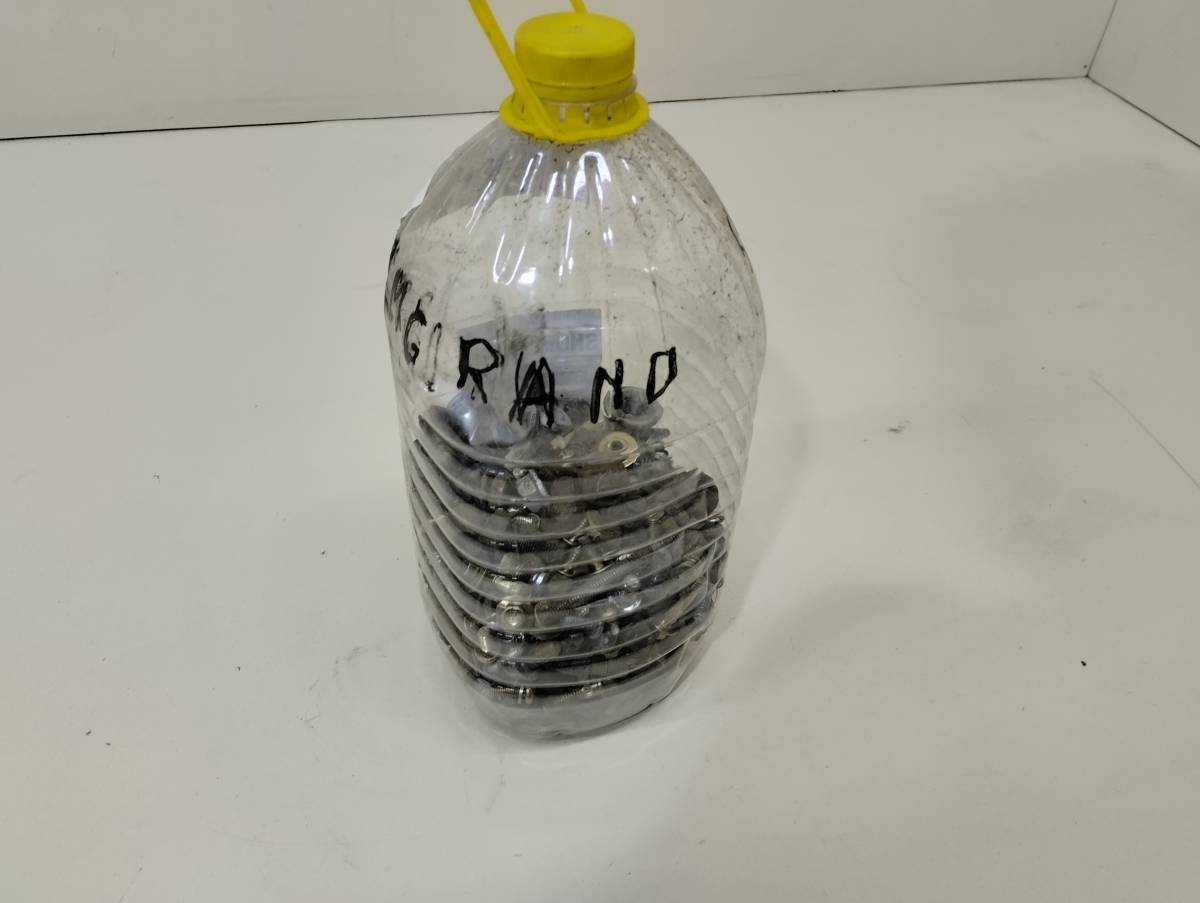 Болт Geely Emgrand EC7 2008>