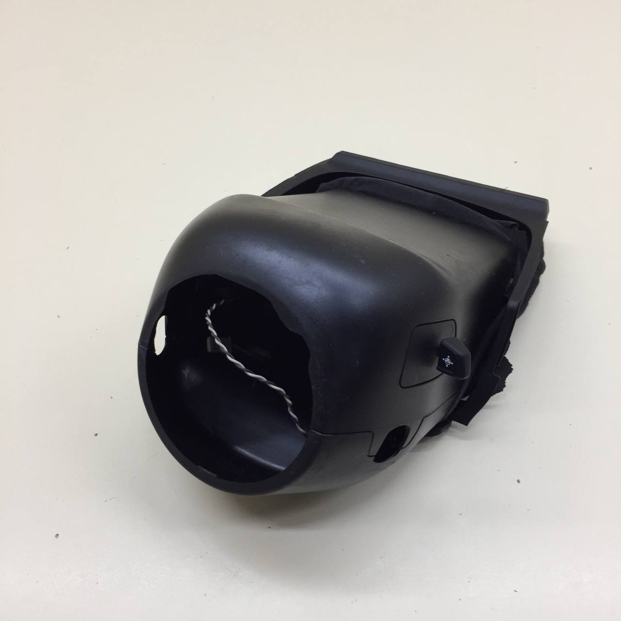 Кожух рулевой колонки BMW 5-series F10/F11 2009-2016 Кожух рулевой колонки BMW 5-series F10/F11 2009-2016
