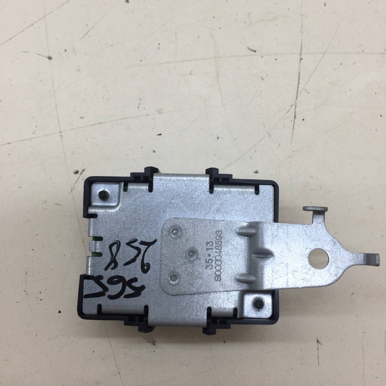 Блок электронный Toyota Corolla E180 2013-2019 Блок электронный Toyota Corolla E180 2013-2019