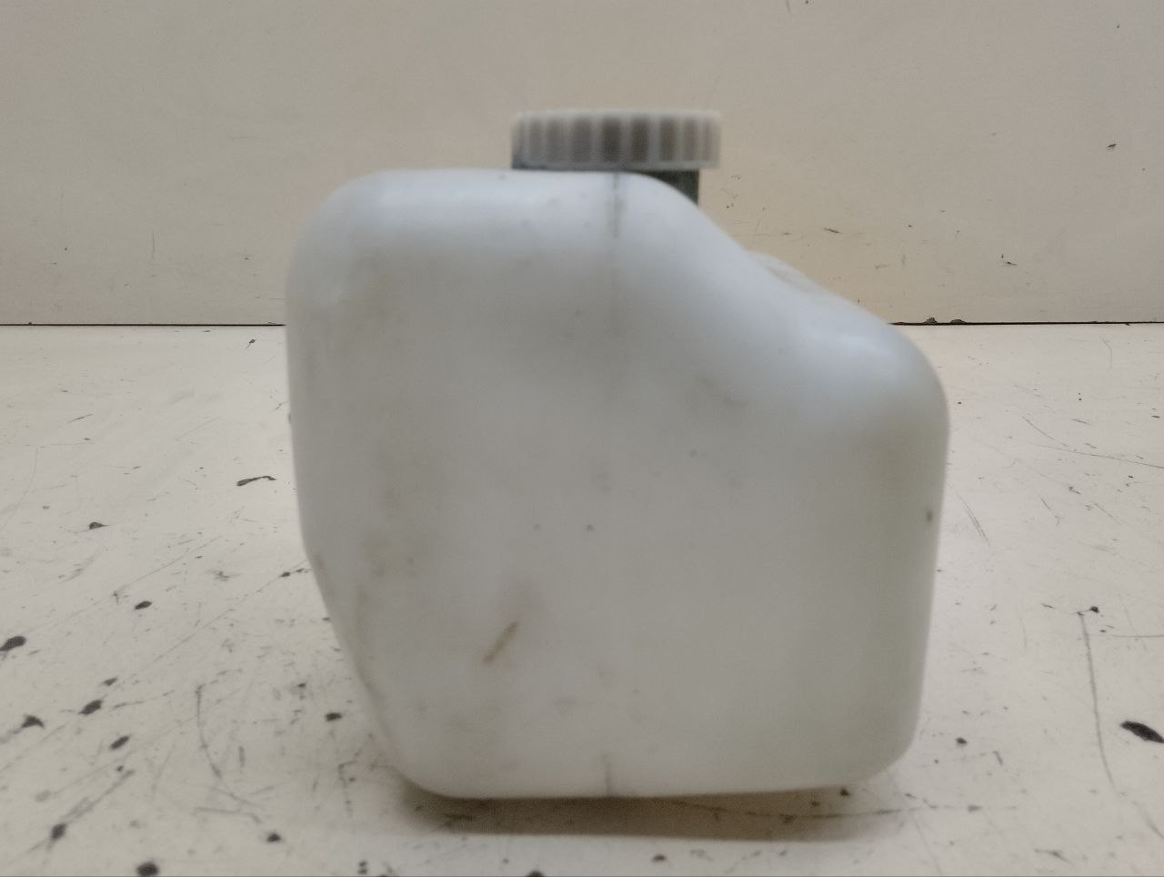 Бачок омывателя Chevrolet Niva 2009-2020