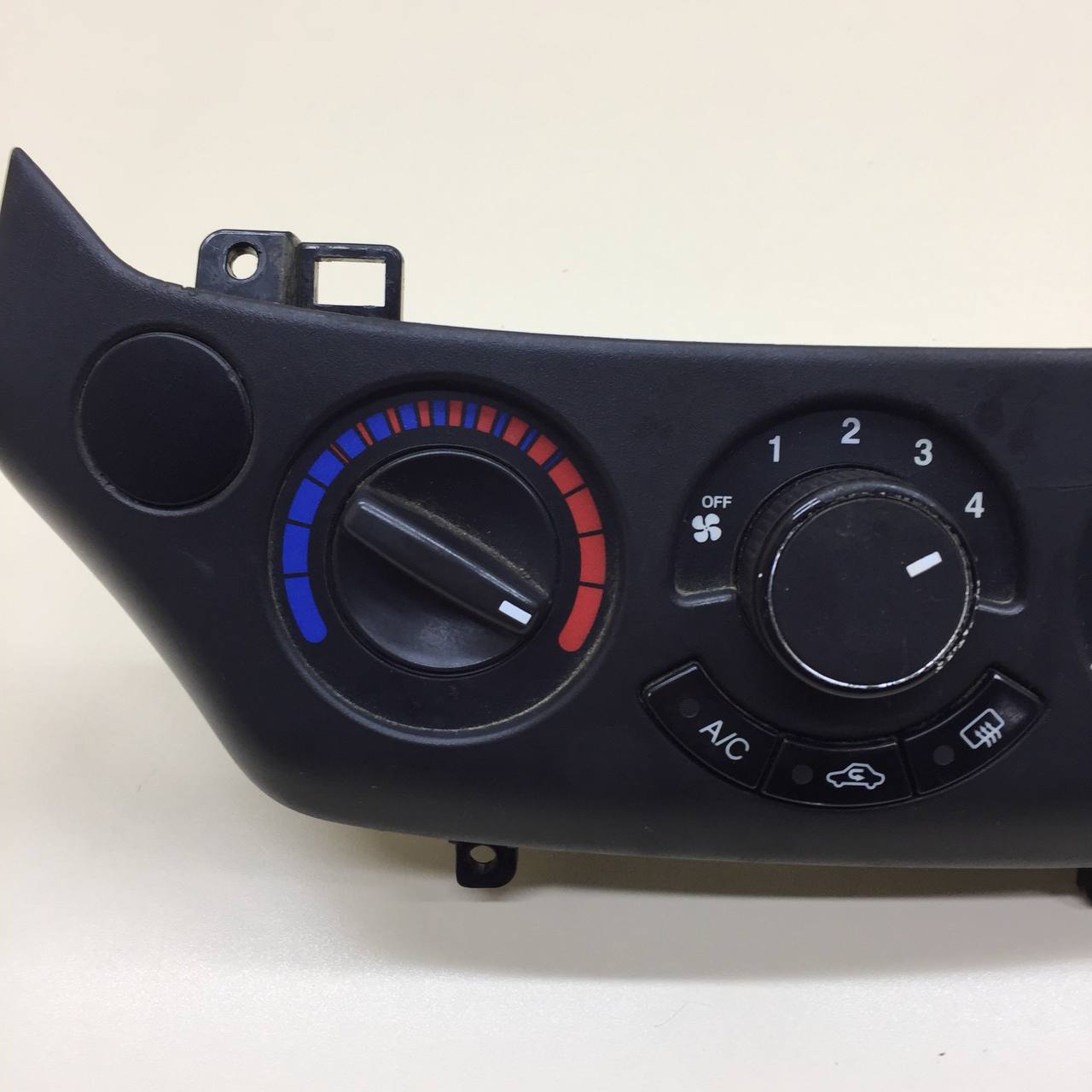 Блок управления отопителем Chevrolet Aveo T250 2005-2011