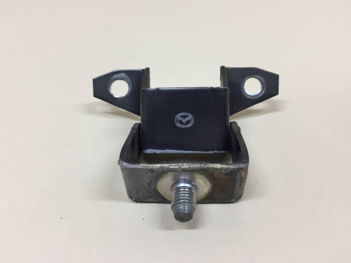 Петля двери багажника Mazda Mazda 3 (BL) 2009-2013