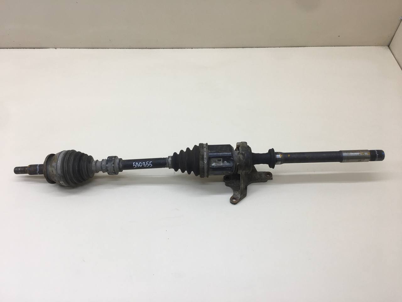 Полуось передняя правая Toyota Rav 4 (XA40) 2013-2019 Полуось передняя правая Toyota Rav 4 (XA40) 2013-2019