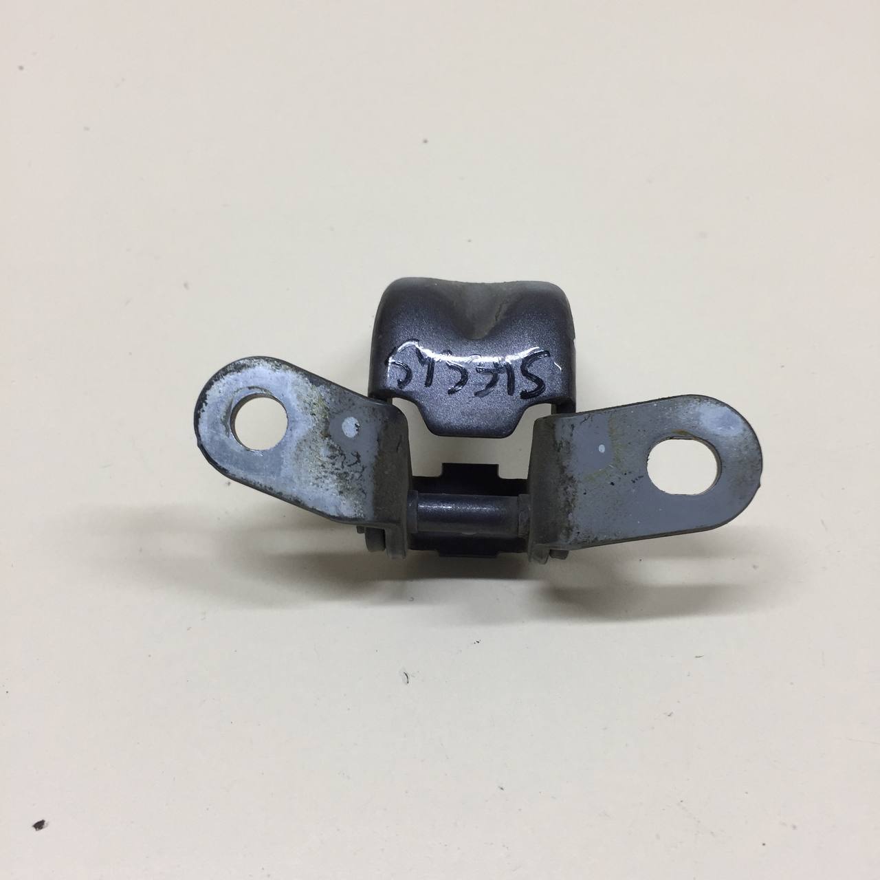 Петля двери задней правой нижняя Hyundai Solaris (RB) 2010-2017