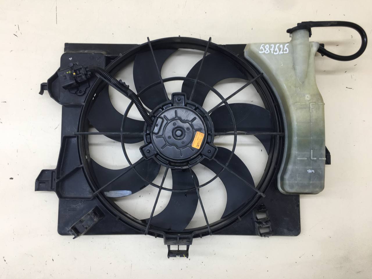 Диффузор вентилятора Hyundai Solaris (RB) 2010-2017