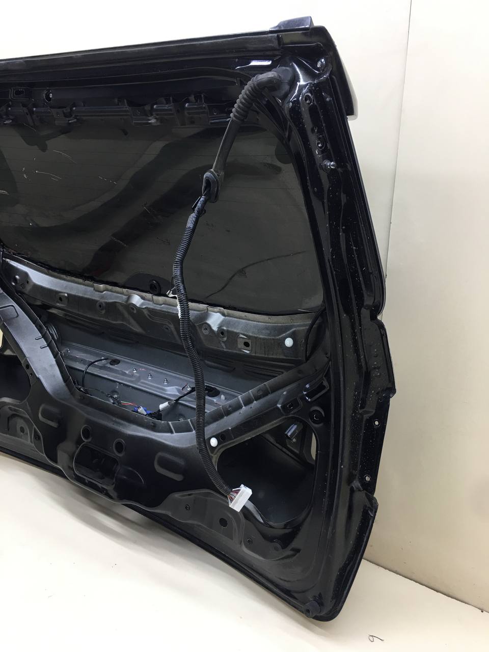 Дверь багажника со стеклом Haval H6 2014-2020