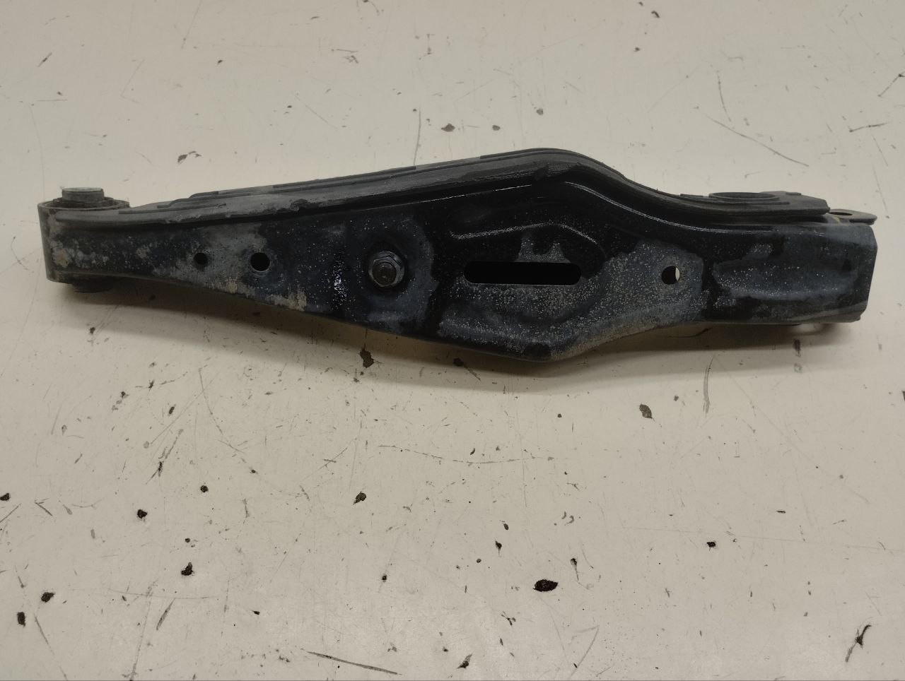 Рычаг задний нижний левый Hyundai Tucson (TL) 2015-2021