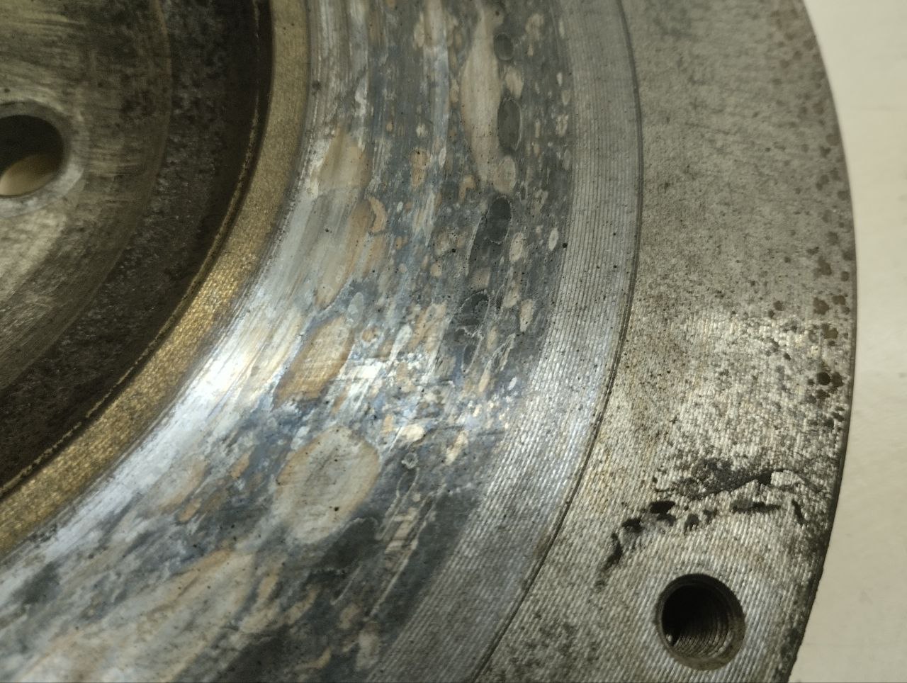 Маховик Nissan Tiida (C11) 2007-2014 Маховик Nissan Tiida (C11) 2007-2014