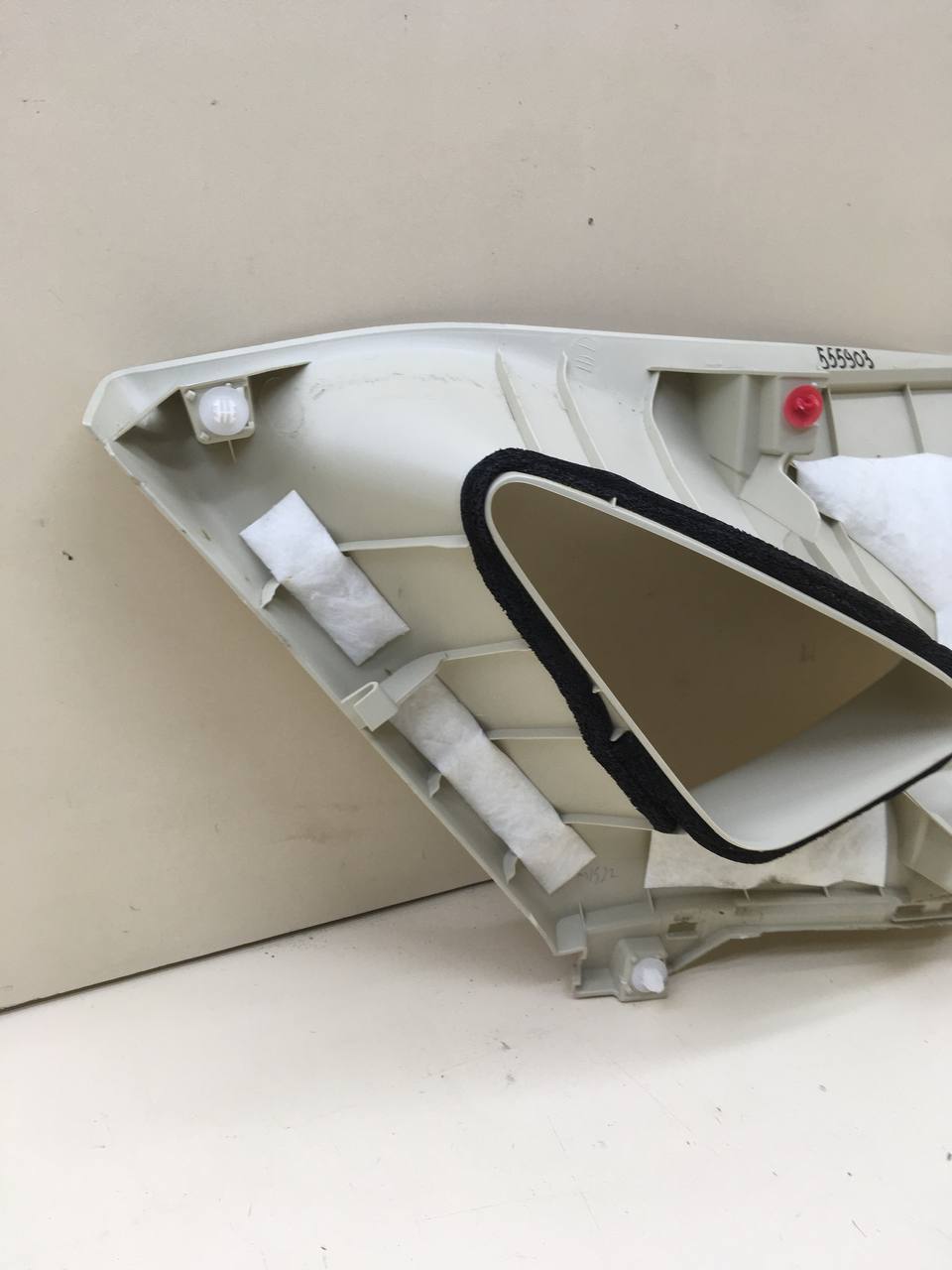 Обшивка стойки Lexus NX 200 (Z10) 2014-2021 Обшивка стойки Lexus NX 200 (Z10) 2014-2021