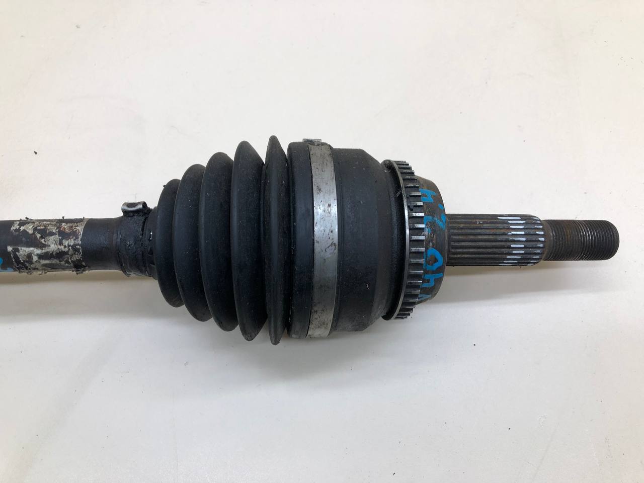 Полуось передняя левая Toyota Camry (XV40) 2006-2011 Полуось передняя левая Toyota Camry (XV40) 2006-2011