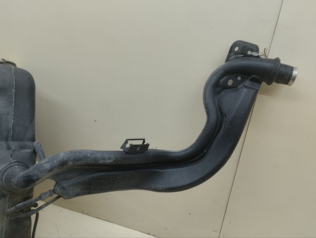 Бак топливный Skoda Octavia (A5 1Z-) 2004-2013 Бак топливный Skoda Octavia (A5 1Z-) 2004-2013