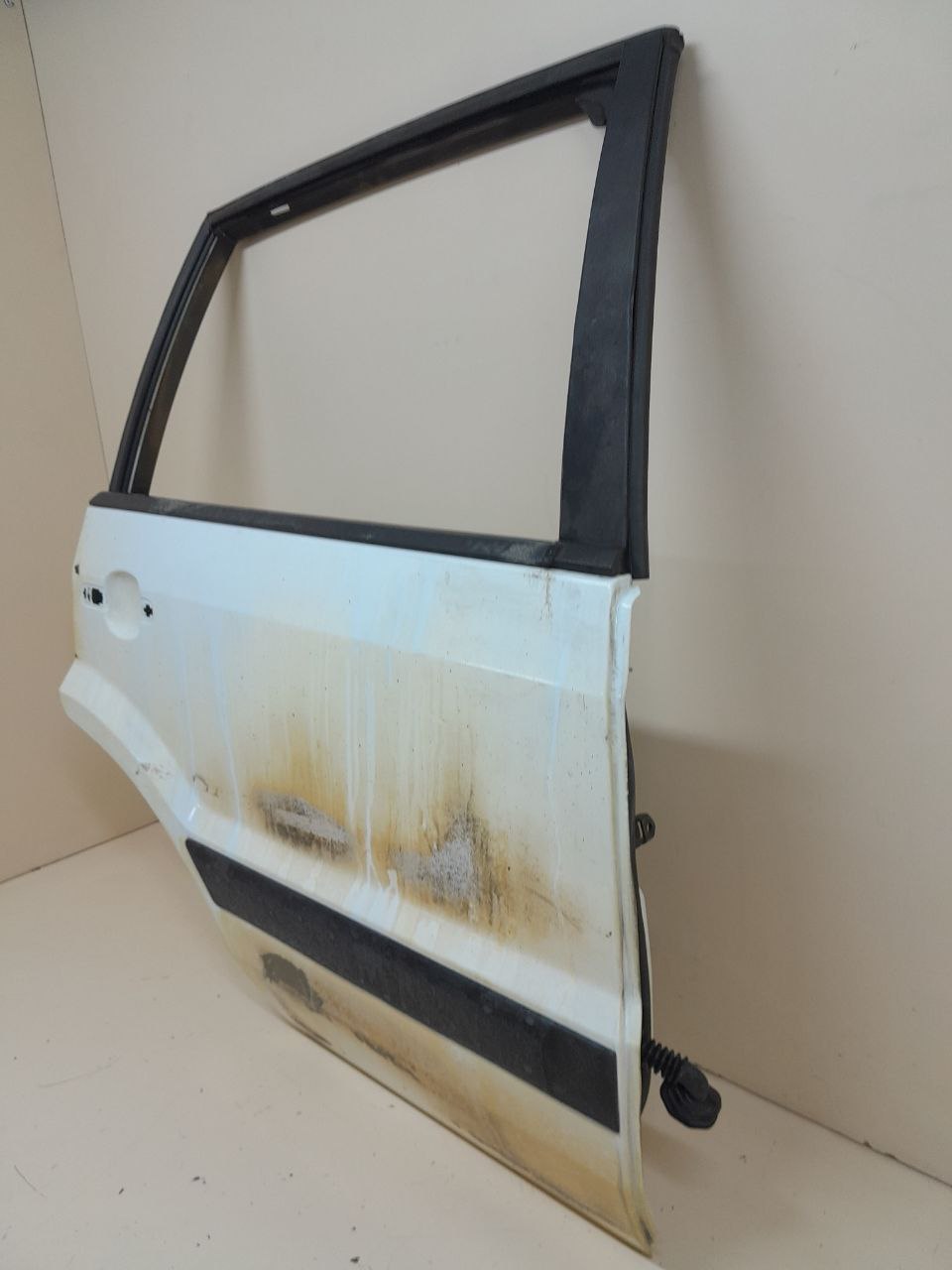 Дверь задняя правая Ford Fusion (JU) 2002-2012 Дверь задняя правая Ford Fusion (JU) 2002-2012