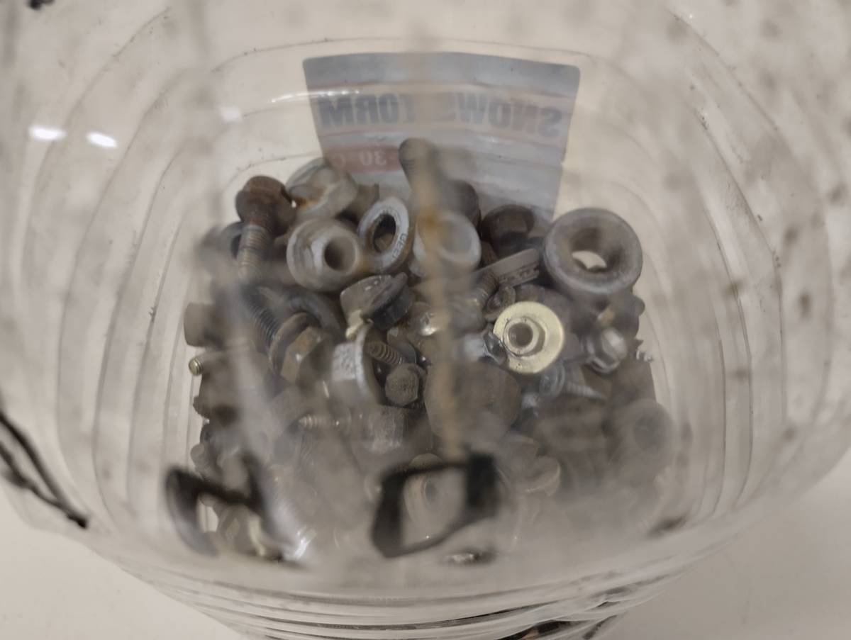 Болт Geely Emgrand EC7 2008>