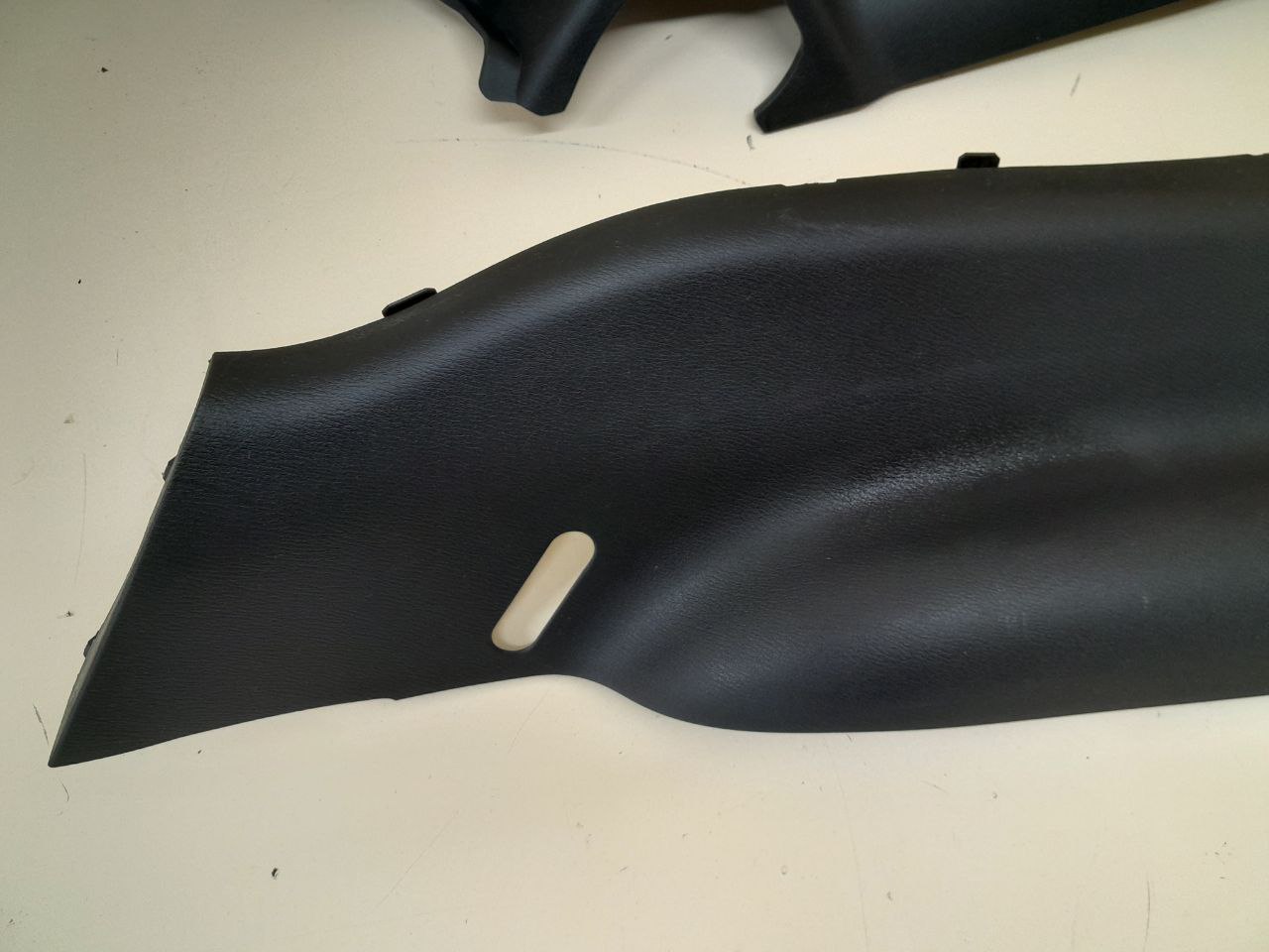 Обшивка стойки Mazda Mazda 3 (BM) 2013-2016 Обшивка стойки Mazda Mazda 3 (BM) 2013-2016