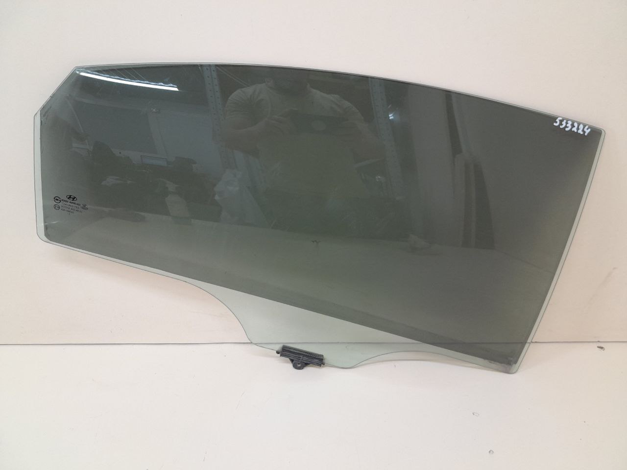 Стекло двери задней правой Hyundai Sonata 6 (YF) 2010-2014