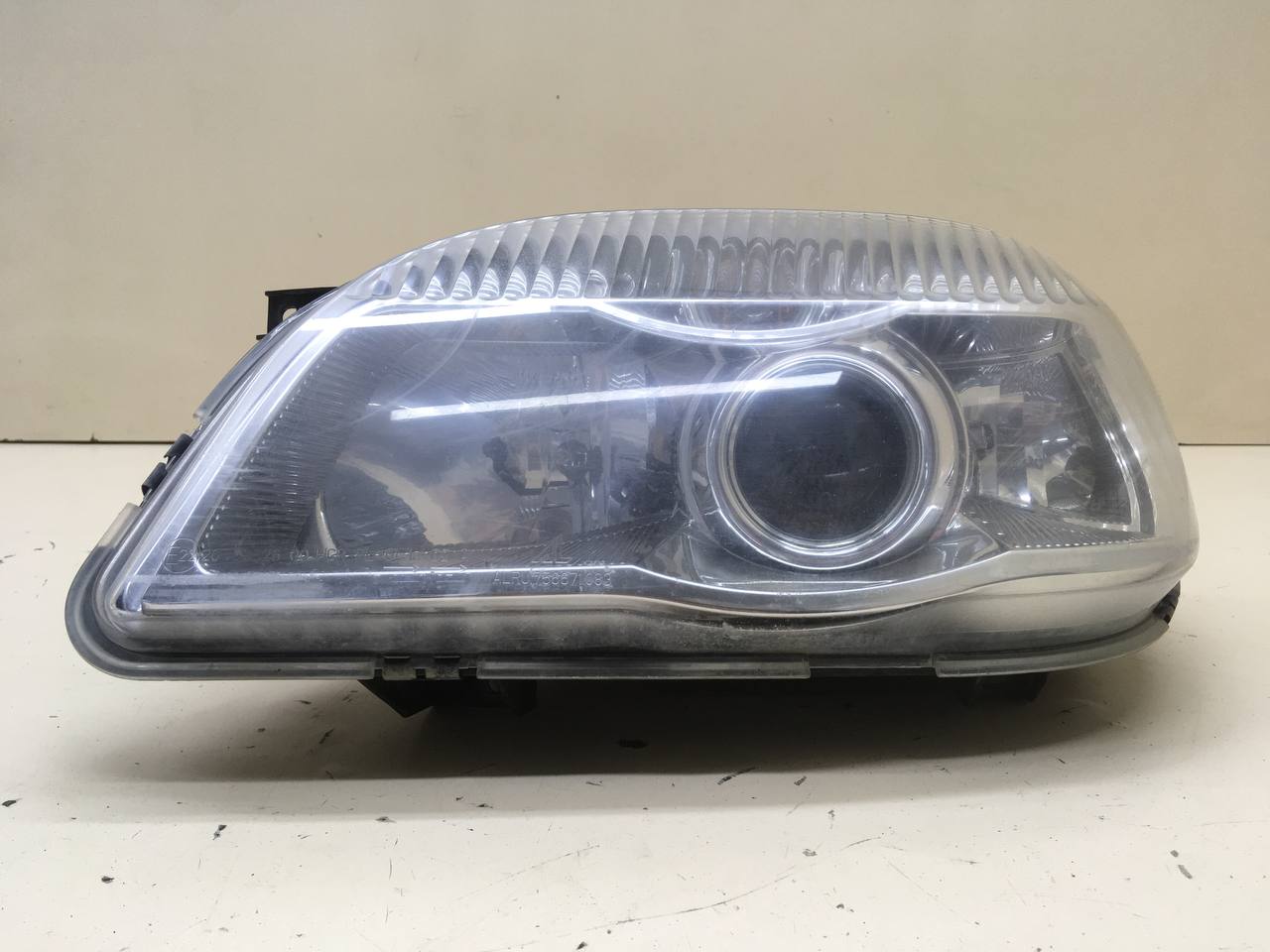 Фара левая Chevrolet Niva 2009-2020 Фара левая Chevrolet Niva 2009-2020