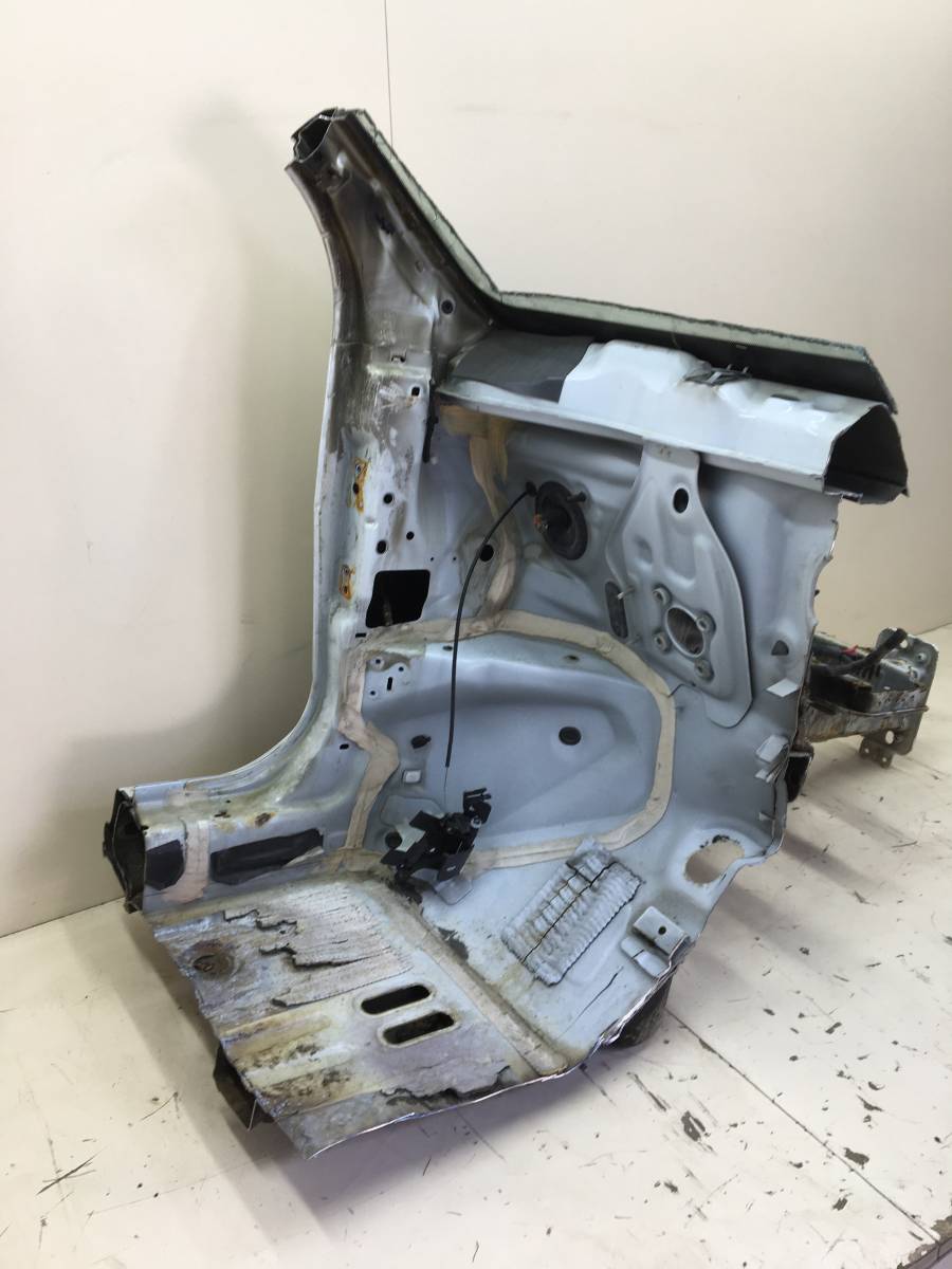Четверть передняя левая Ford Fusion (JU) 2002-2012