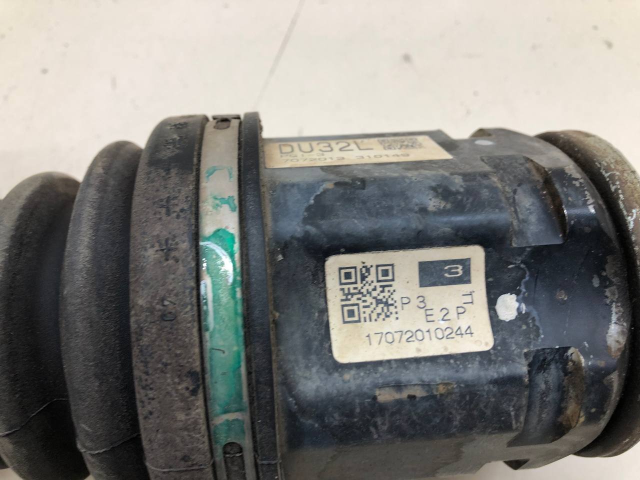 Полуось передняя левая Toyota Rav 4 (XA40) 2013-2019 Полуось передняя левая Toyota Rav 4 (XA40) 2013-2019