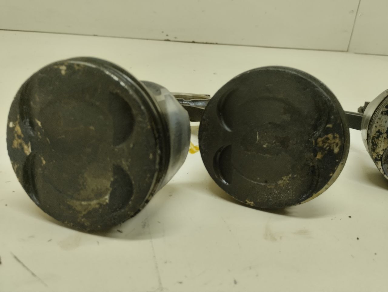 Поршень с шатуном Ford Focus 3 2011>