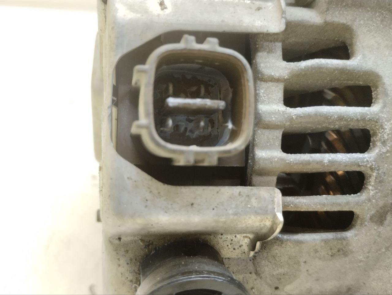 Генератор Toyota Land Cruiser Prado (J150) 2009-2022 Генератор Toyota Land Cruiser Prado (J150) 2009-2022