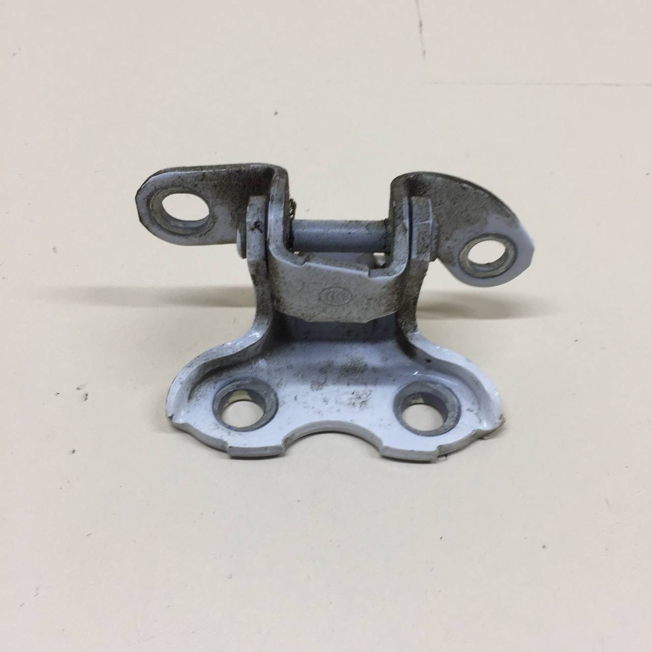 Петля двери задней правой верхняя Toyota Corolla E150 2006-2013 Петля двери задней правой верхняя Toyota Corolla E150 2006-2013