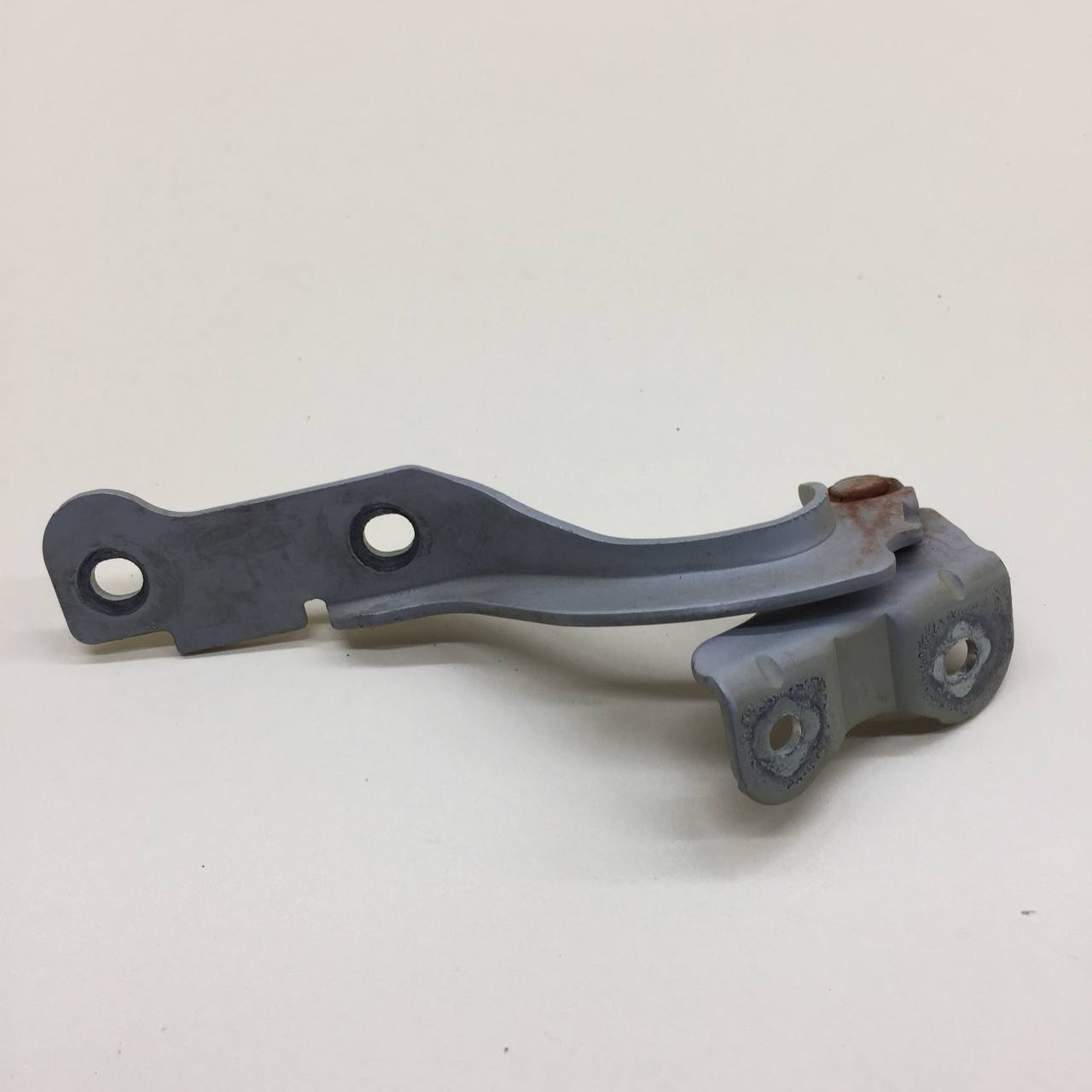 Петля капота правая Chevrolet Aveo T250 2005-2011