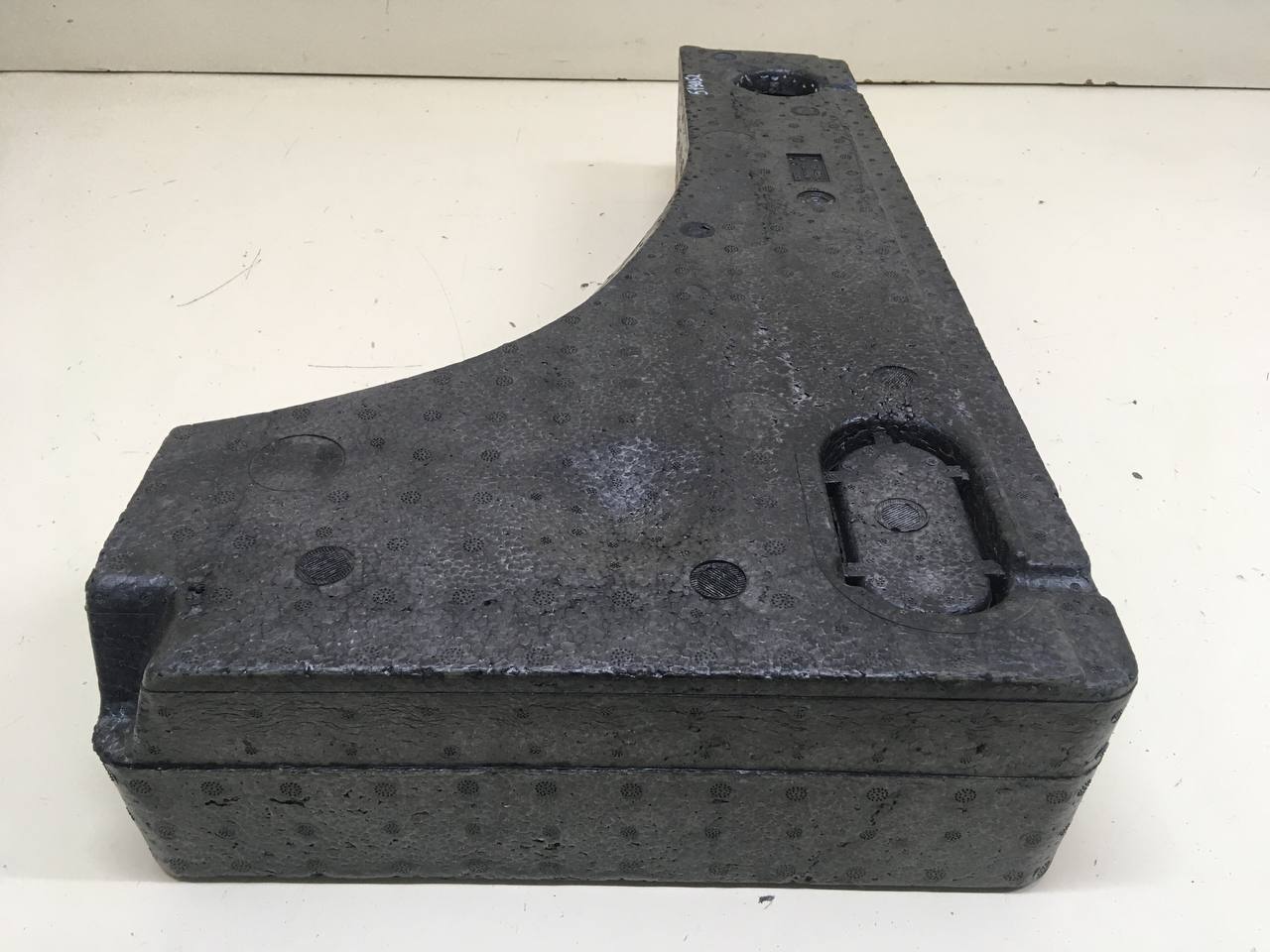 Контейнер в багажник Ford Focus 2 (DB) 2008-2011 Контейнер в багажник Ford Focus 2 (DB) 2008-2011