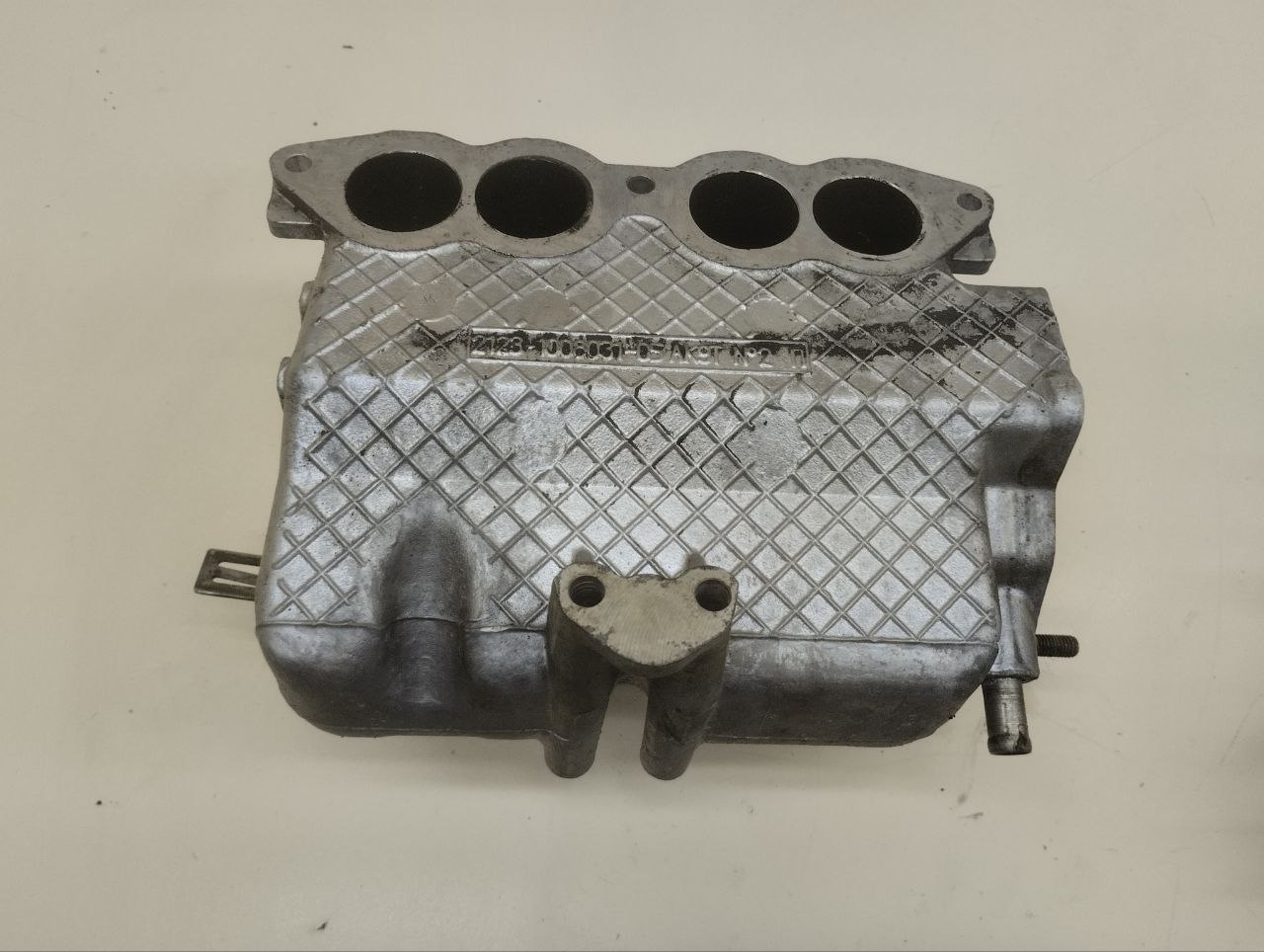 Коллектор впускной Chevrolet Niva 2009-2020