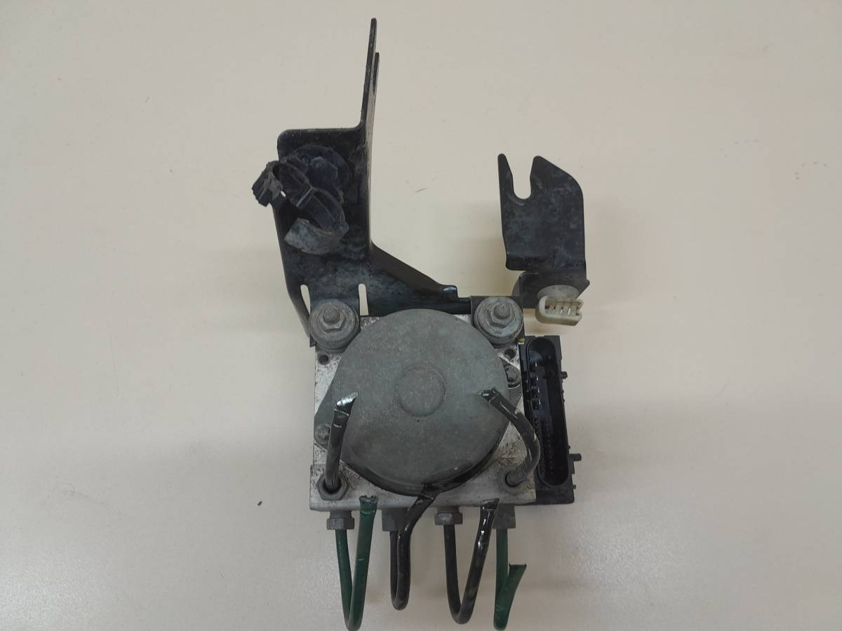 Блок ABS (насос) Renault Sandero 2009-2014
