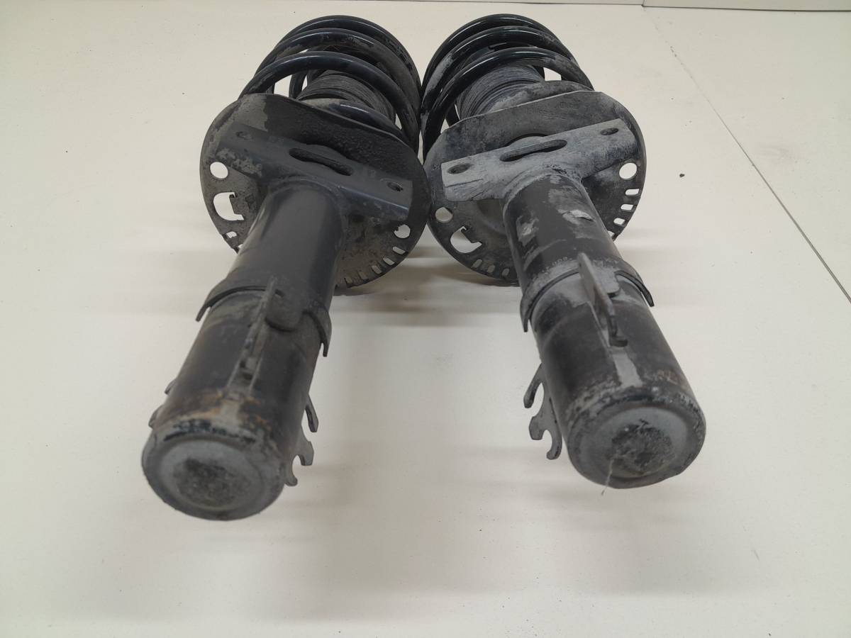 Амортизатор передний Volkswagen Polo (MK5) 2011-2020 Амортизатор передний Volkswagen Polo (MK5) 2011-2020